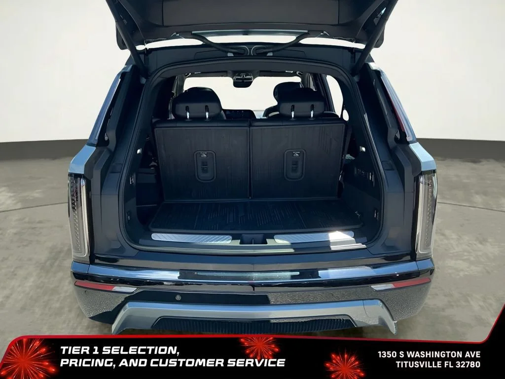 Used 2026 Nimbus Metallic Cadillac Sport image 23