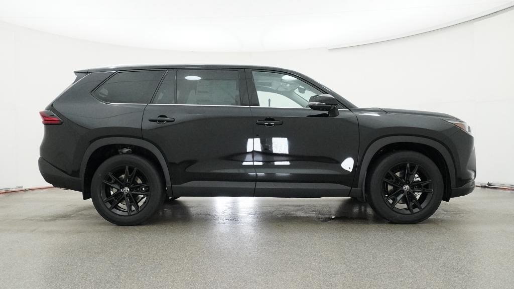 New 2026 Midnight Black Metallic Toyota Platinum image 11