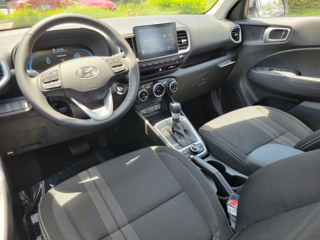 New 2026 Silver Hyundai SEL image 9