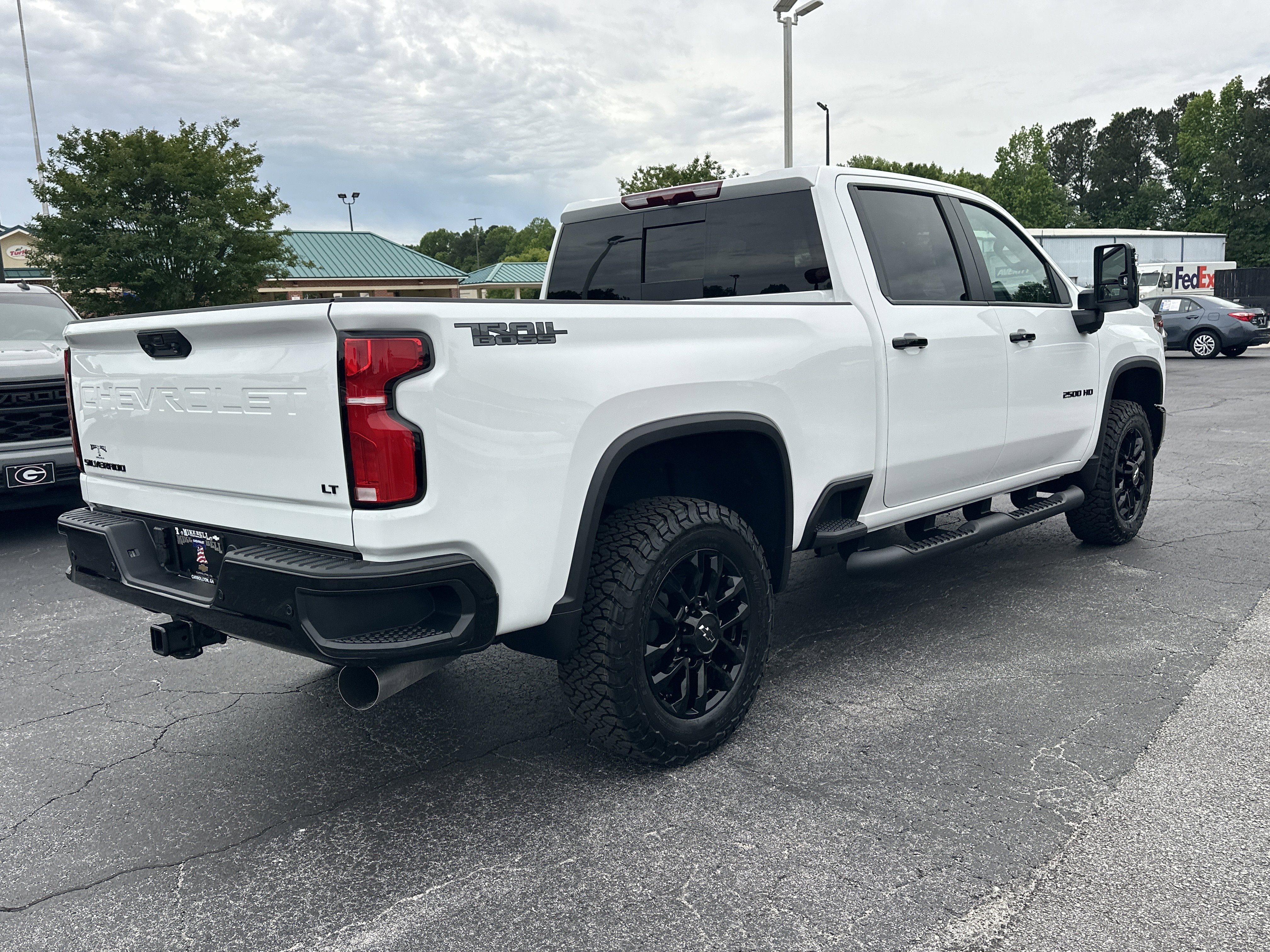 New 2026 Summit White Chevrolet LT image 8
