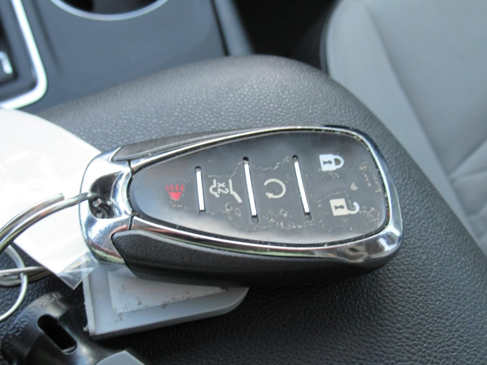 Used 2018 PEPPERDUST METALLIC Chevrolet LT image 29