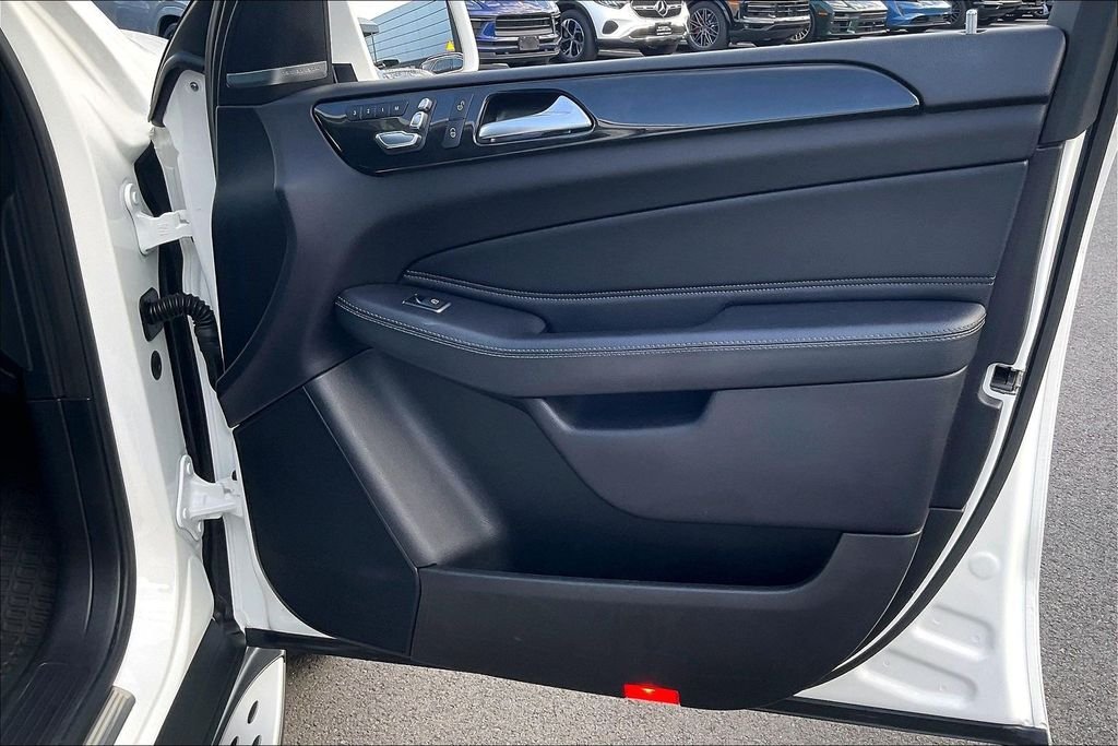Used 2018 White Mercedes-Benz GLS 450 image 16