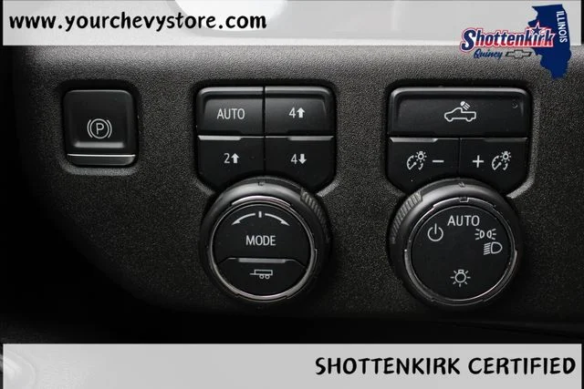 Used 2023 Gray Chevrolet LT image 22