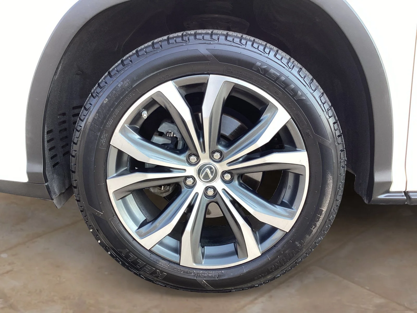 Used 2019 White Pearl Lexus 350 image 33