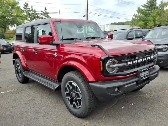 2026 Ford Bronco Outer Banks®
