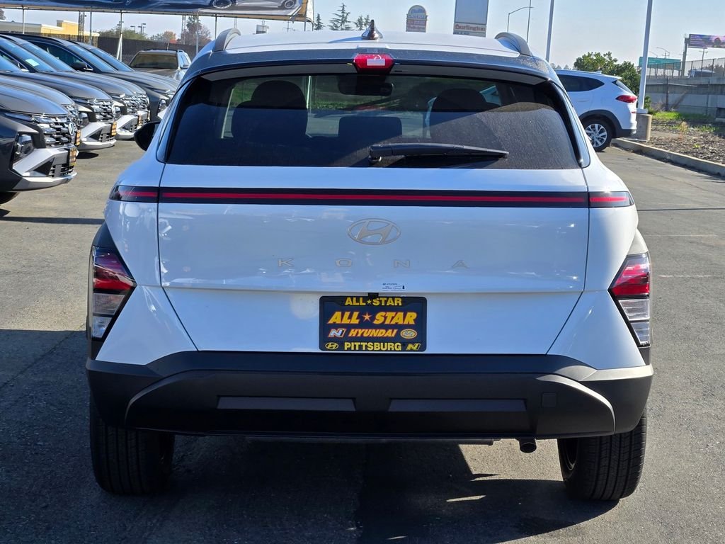 New 2026 White Hyundai SEL Sport image 4