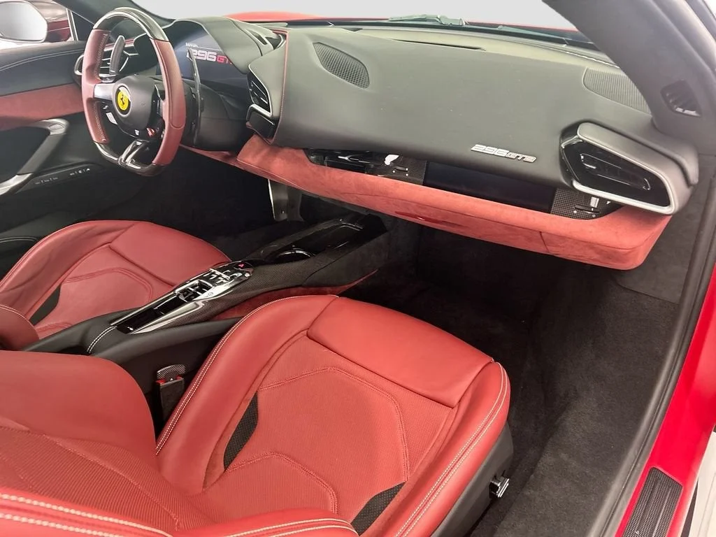 Used 2024 Rosso Ferrari F1-75 Opaco Ferrari  image 16