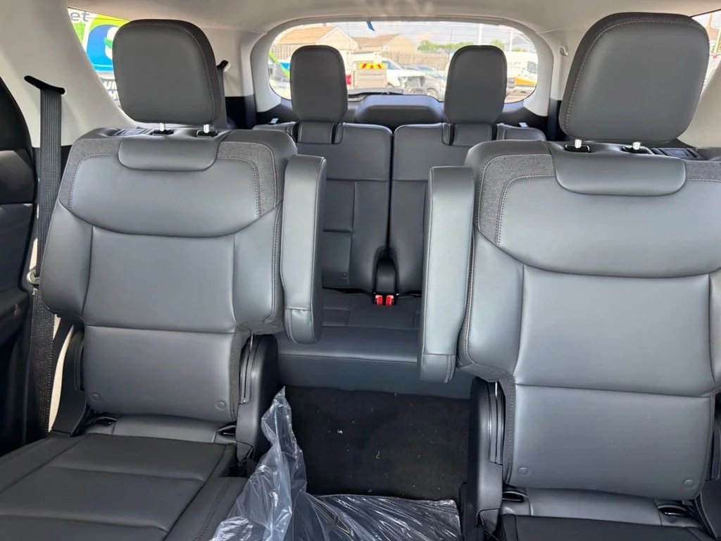 New 2026 Carbonized Gray Metallic Ford Active image 26