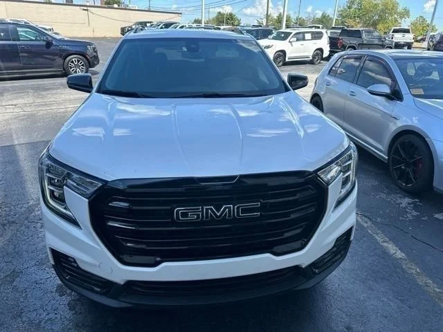 Certified Used 2024 Summit White GMC SLE image 5
