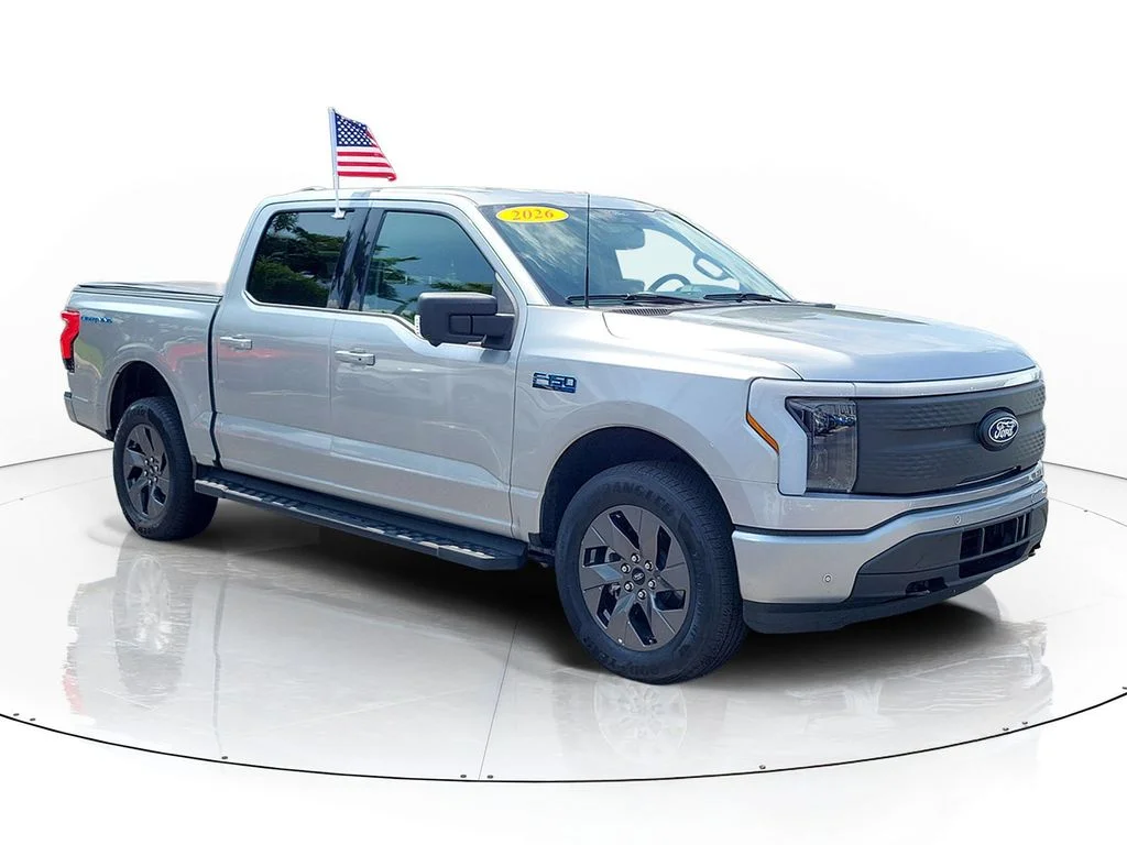 Used 2024 Ford F-150 Lightning Flash with VIN 1FT6W3L72RWG19468 for sale in Royal Palm Beach, FL