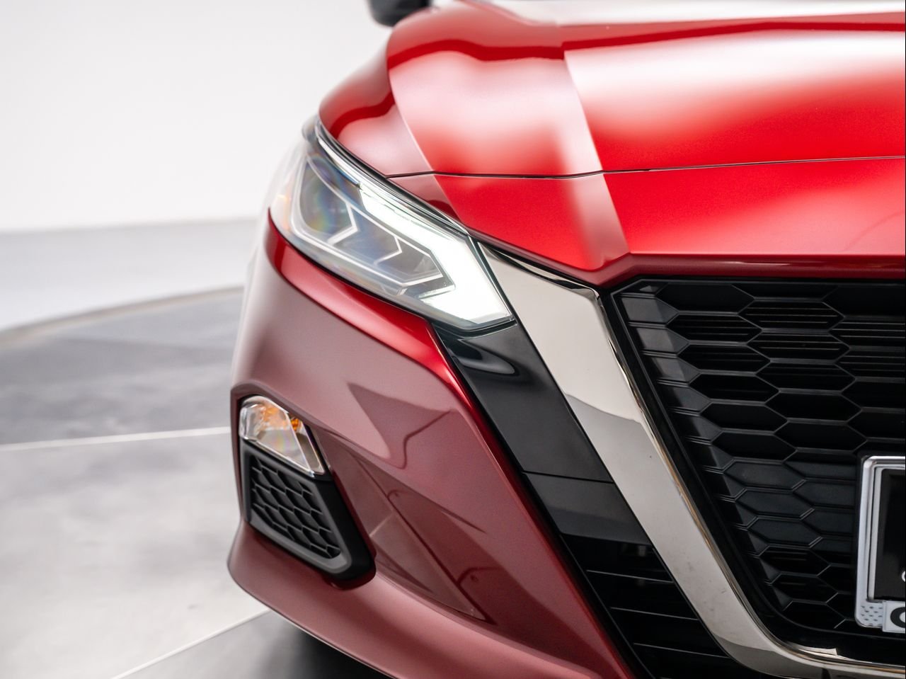 2022 Nissan Altima SR - Photo 14
