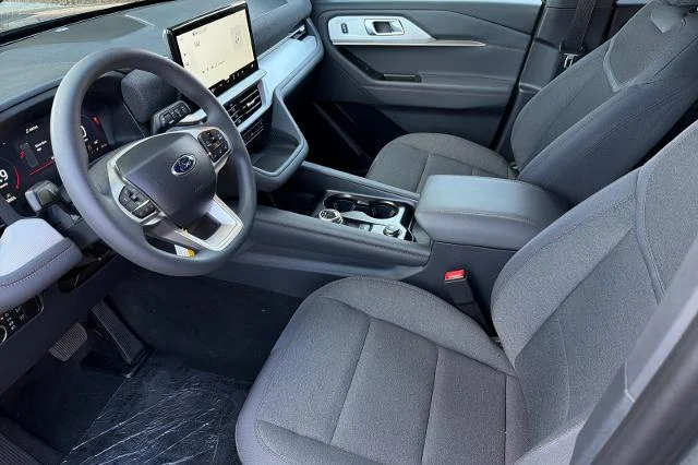 New 2027 Carbonized Gray Metallic Ford Active image 31