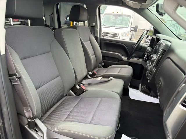 Used 2016 Gray Chevrolet LT image 34