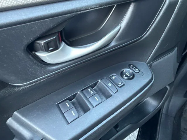 Used 2018 Black Honda LX image 16