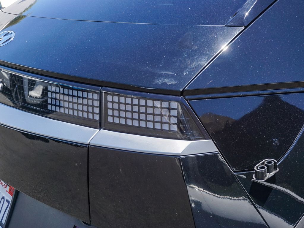 Used 2024 Black Hyundai SEL image 8