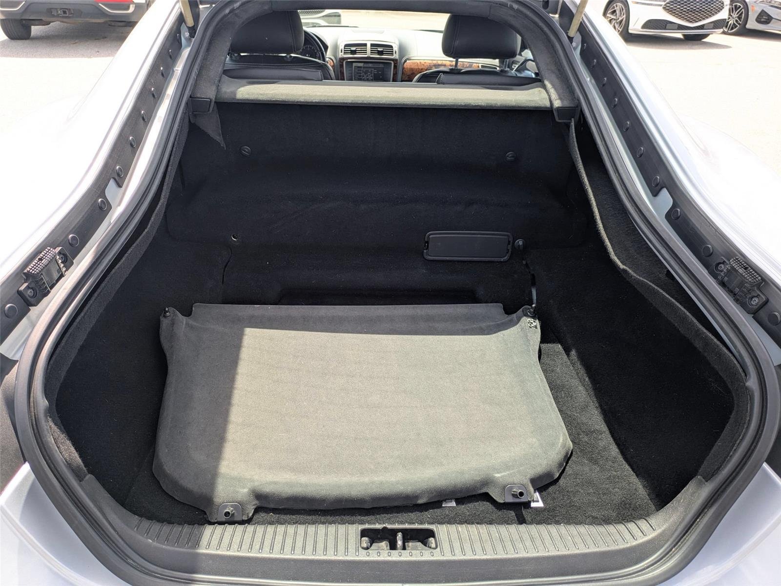 Used 2010 Liquid Silver Jaguar XKR image 41