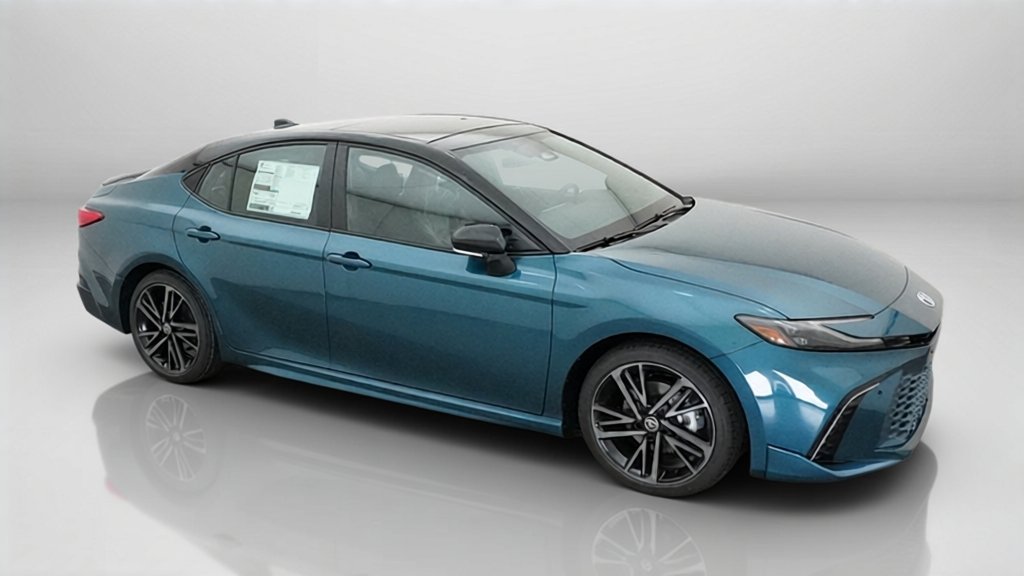 New 2026 Ocean Gem with Midnight Black Metallic roof Toyota XSE image 32