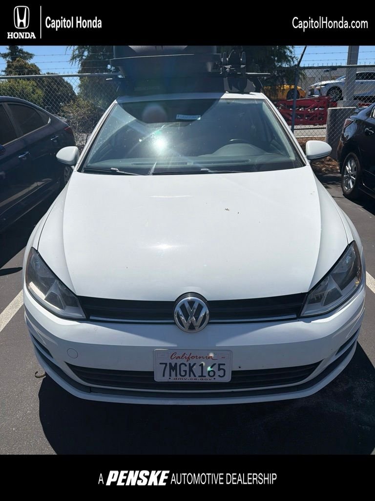 Used 2015 Pure White Volkswagen TSI S 4-Door image 18