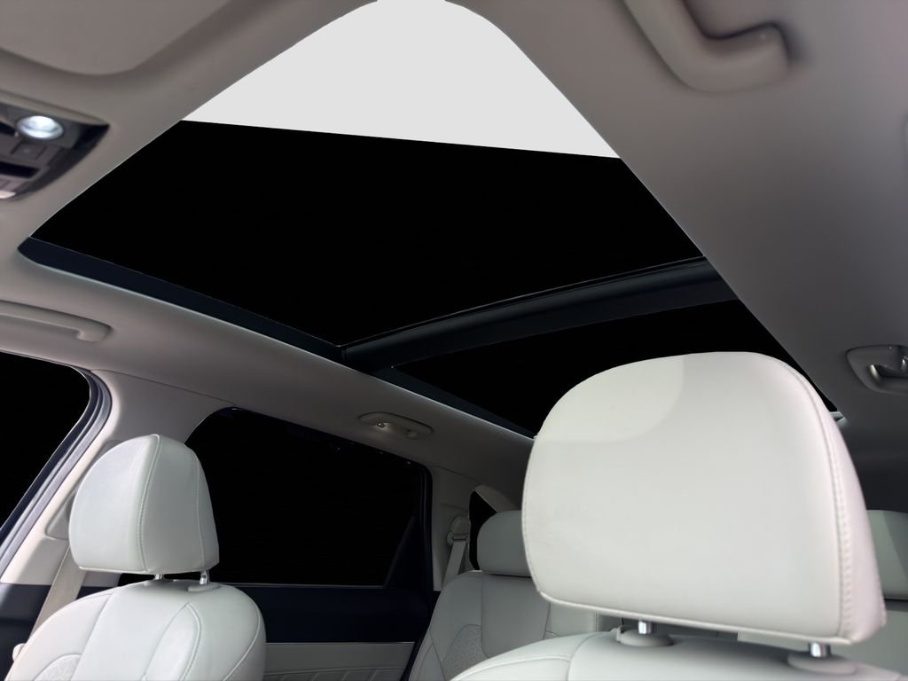 Used 2023 Black Kia SX Prestige image 24