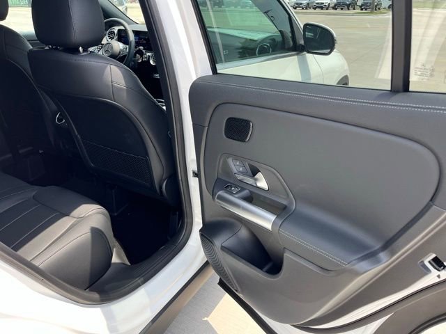 New 2026 Polar White Mercedes-Benz GLA 250 image 47