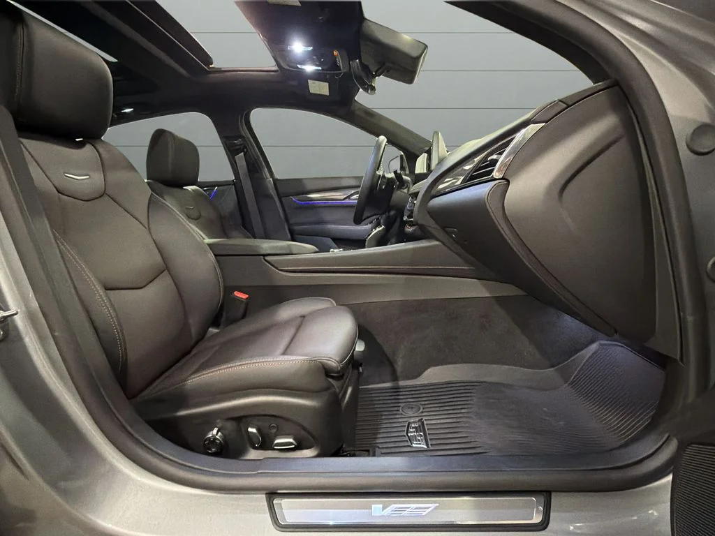 Used 2026 Silver Cadillac V-Series image 15