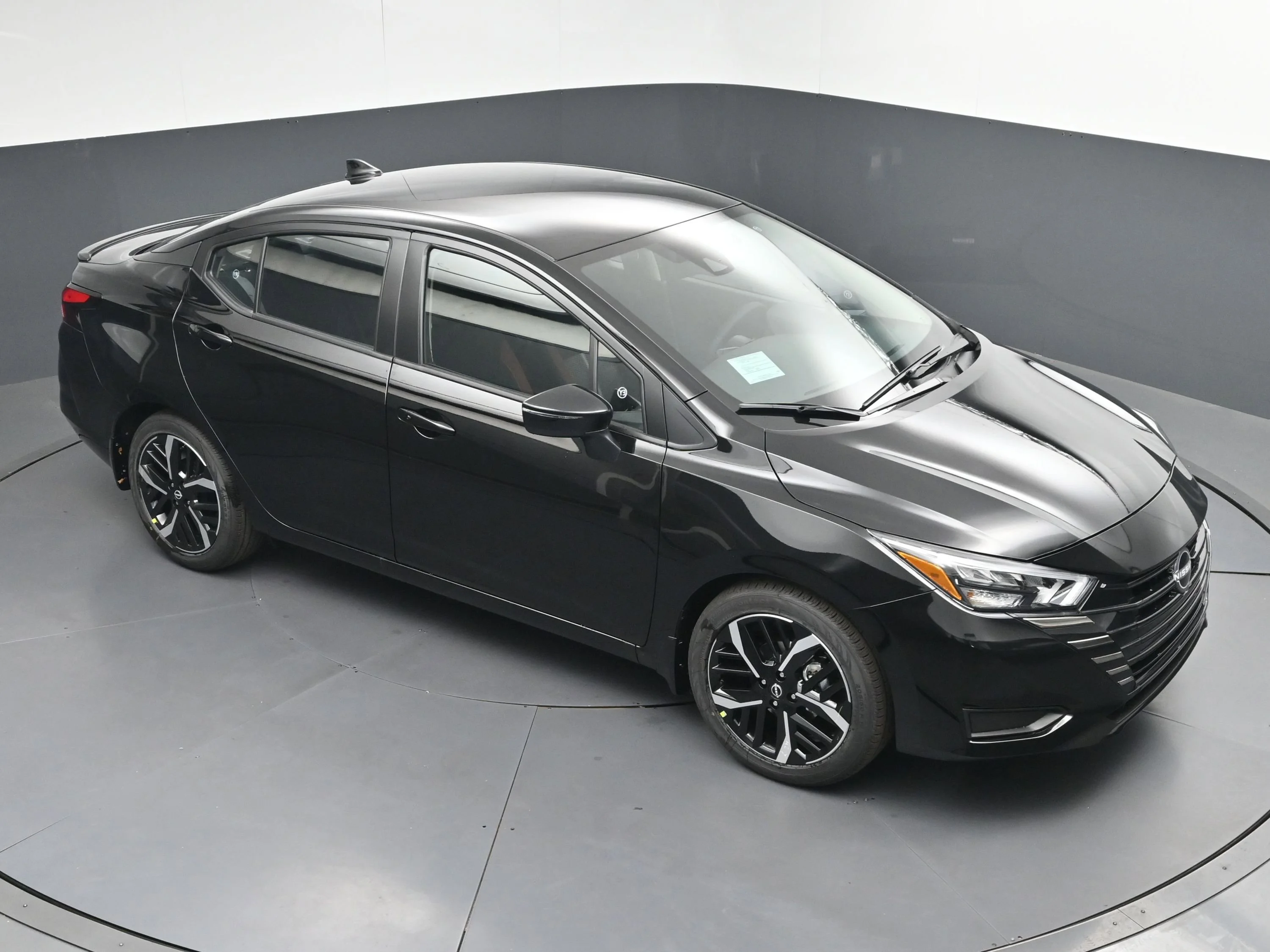 Used 2025 Super Black Nissan SR image 30