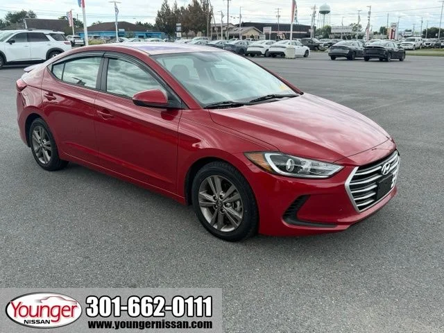 Used 2018 Scarlet Red Hyundai SEL image 1