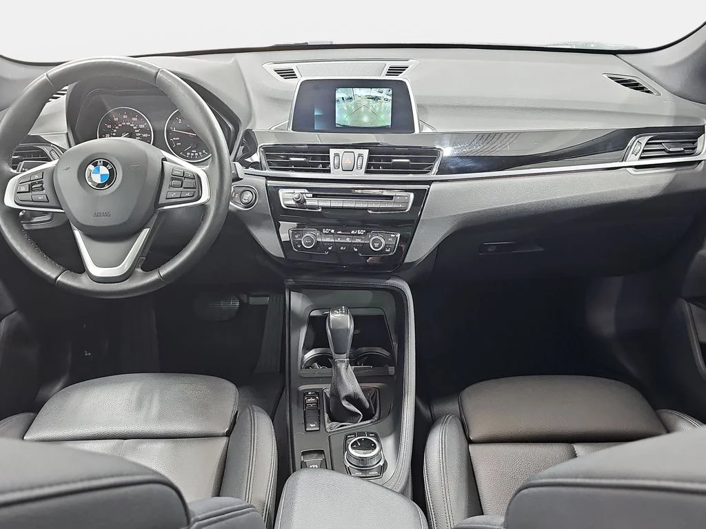 Used 2018 Brown BMW xDrive28i image 10