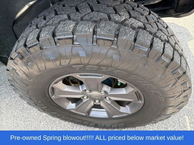 Used 2018 White Jeep Unlimited Rubicon image 20