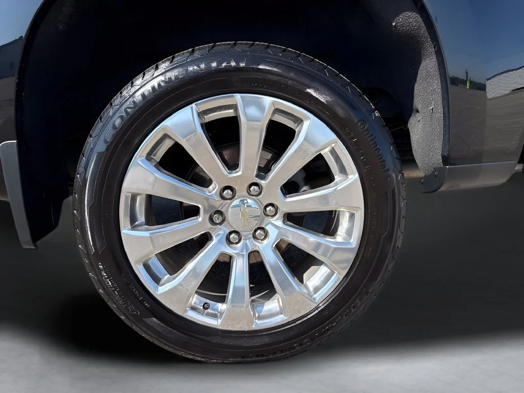 Used 2022 Black Chevrolet High Country image 36