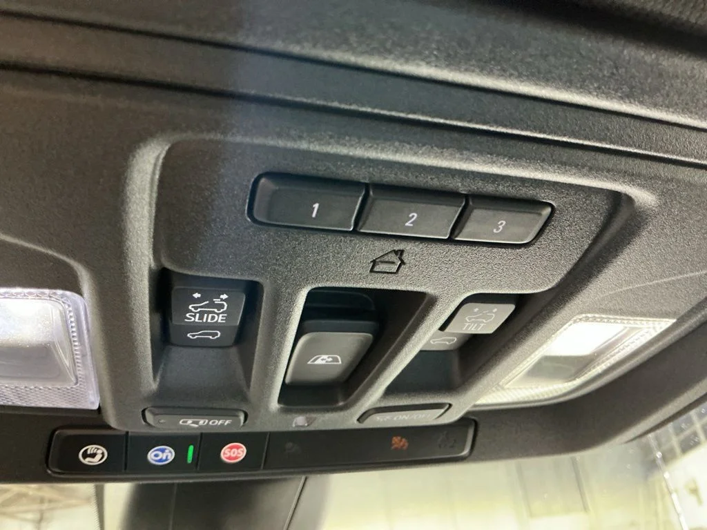 Used 2021 Beige Chevrolet High Country image 20