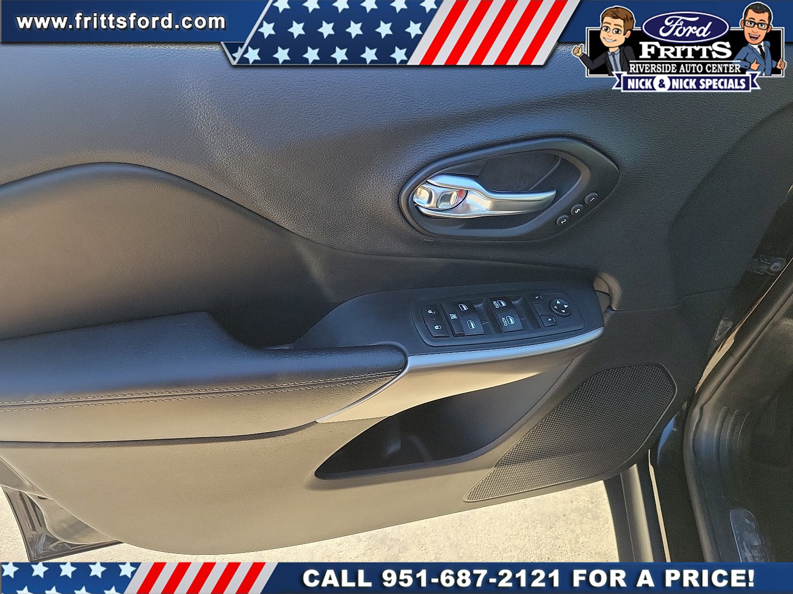 Certified Used 2019 Diamond Black Jeep Limited FWD image 12