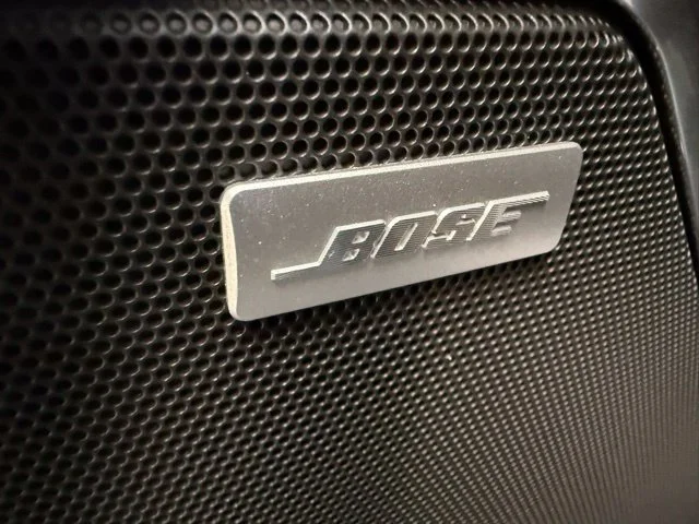 New 2026 Onyx Black GMC Elevation image 17