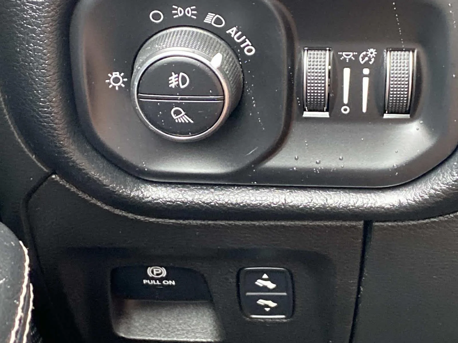 Used 2022 Hydro Blue Pearlcoat Ram Laramie image 22