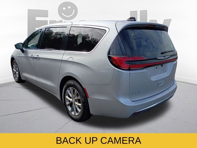 Used 2026 Silver Chrysler Limited image 7