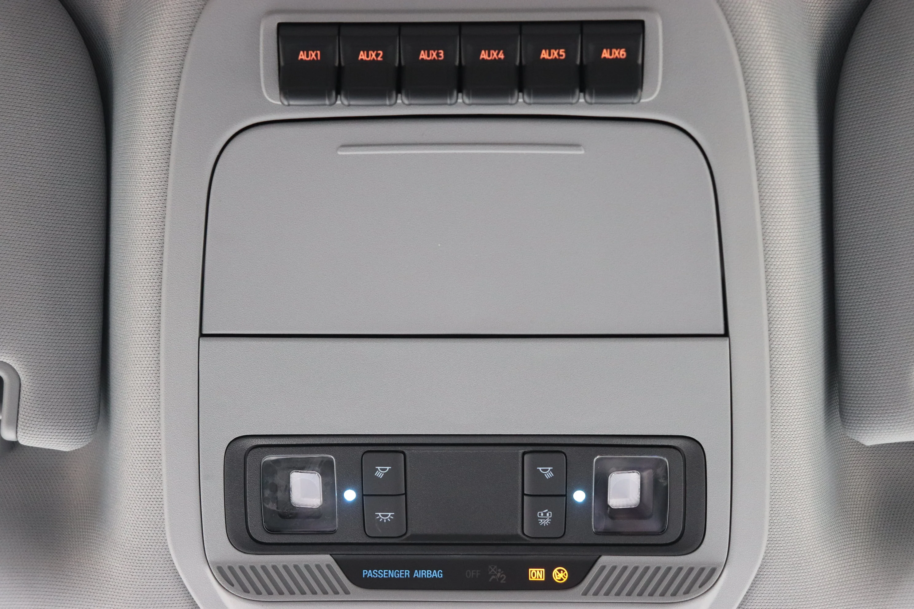 New 2026 OXFORD WHITE Ford XLT image 18