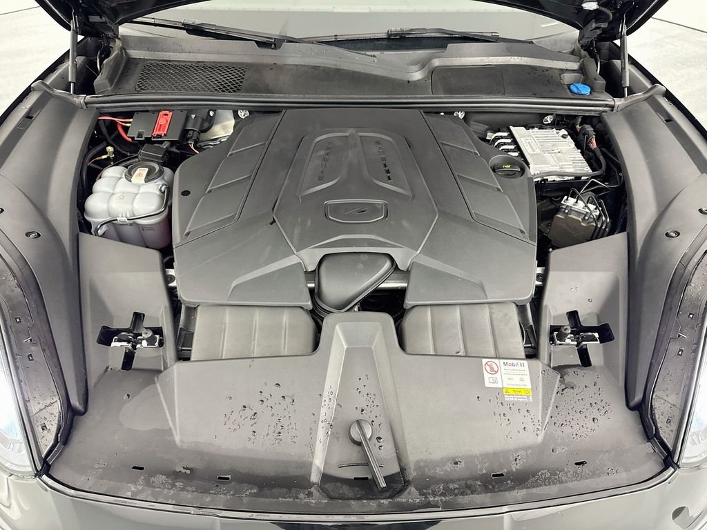 Used 2024 Black Porsche Base image 31