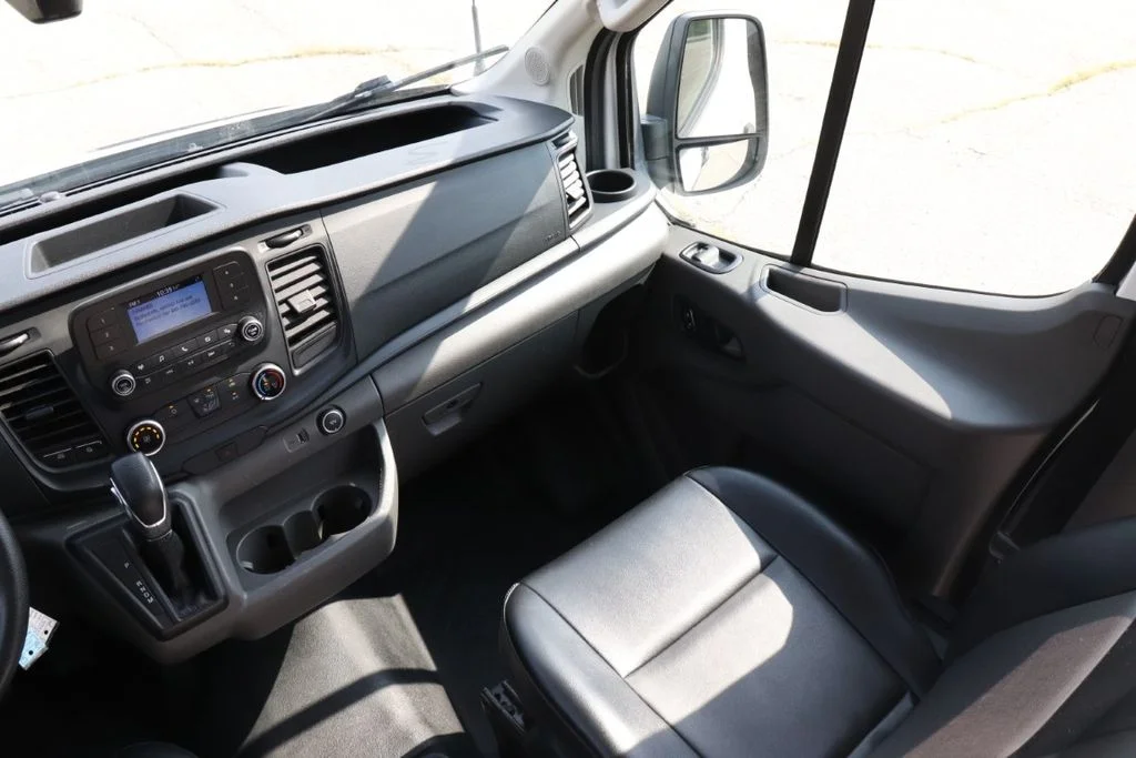 Used 2022 Oxford White Ford Base image 14