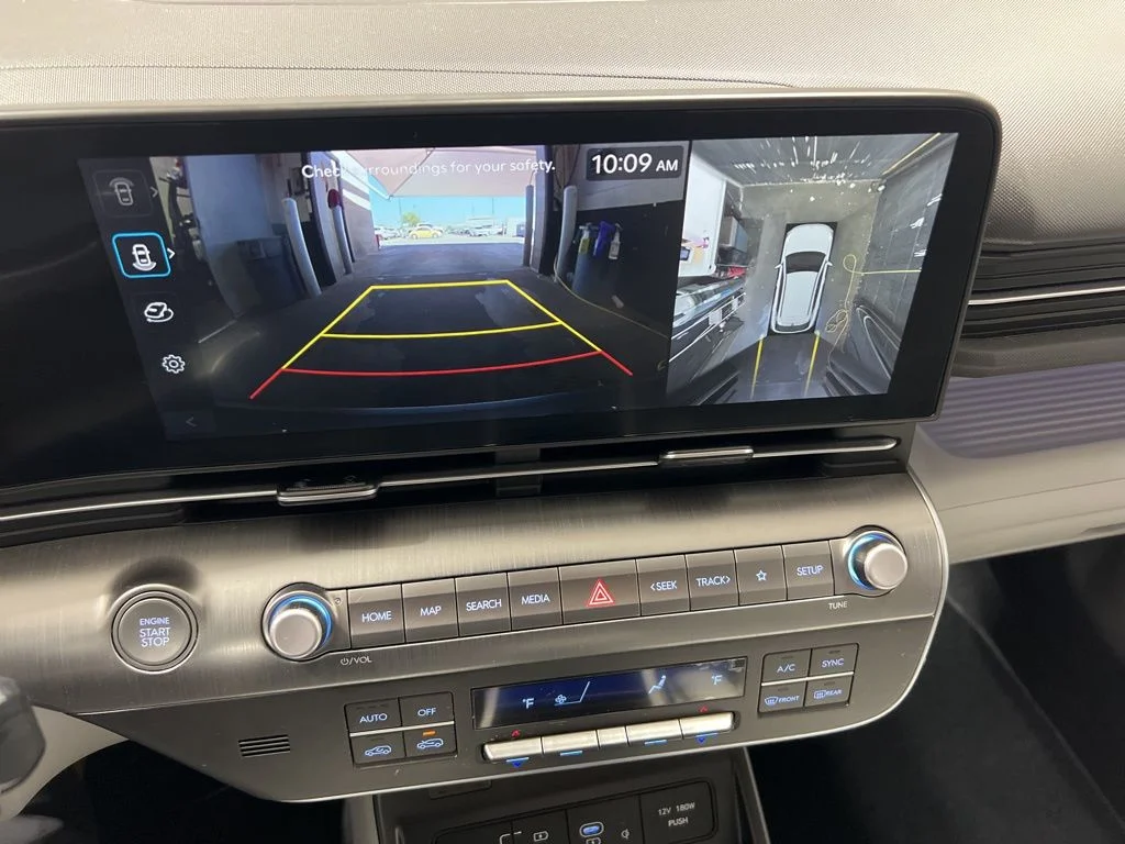 Used 2024 Abyss Black Hyundai Limited image 19