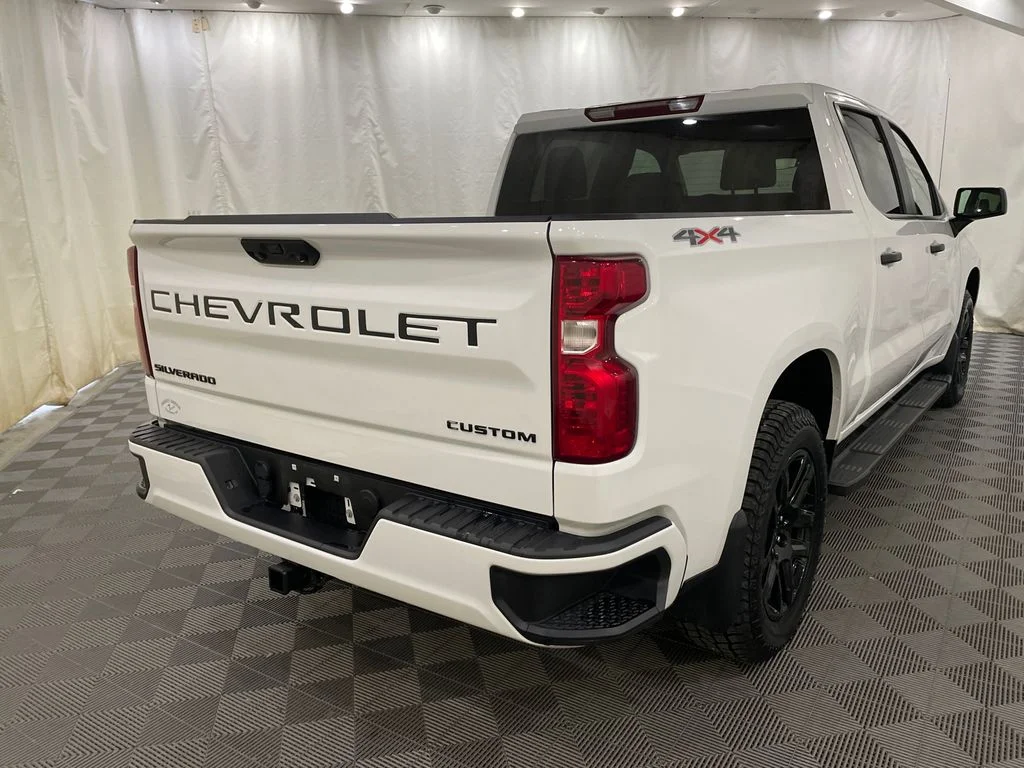 Used 2024 Summit White Chevrolet Custom image 5