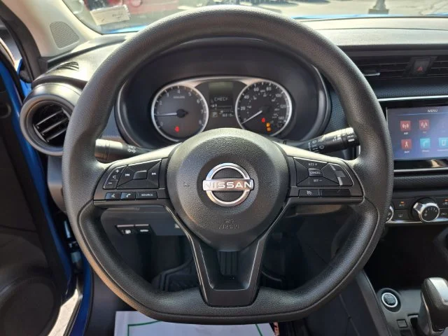 Used 2025 Blue Nissan S image 31
