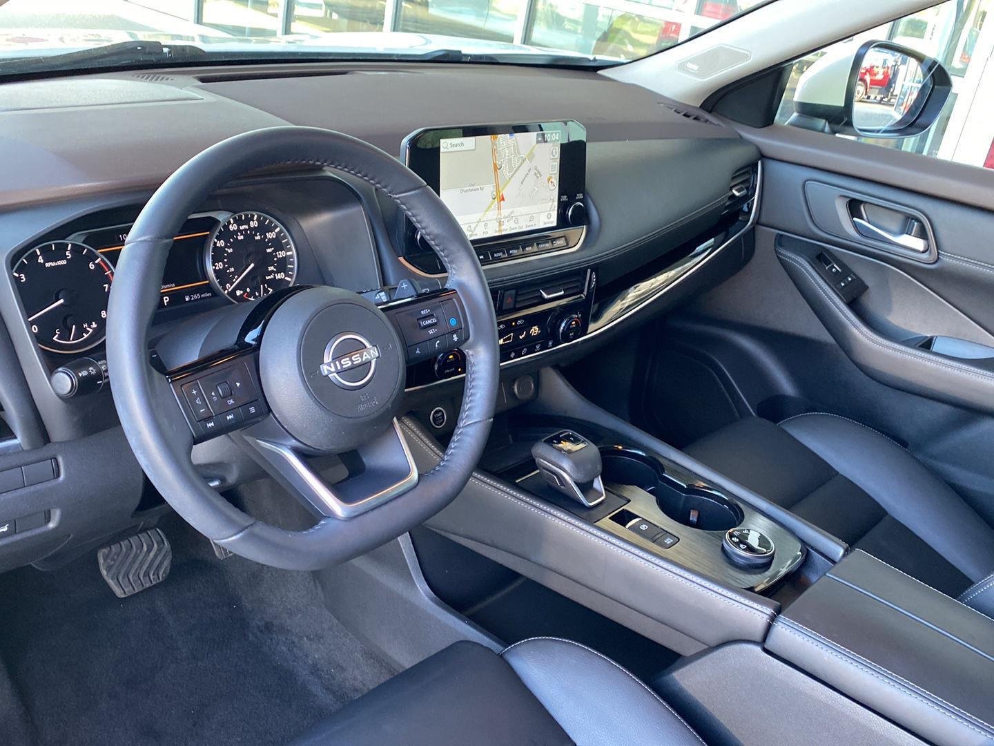 Certified Used 2023 Pearl White Tricoat Nissan SL image 16