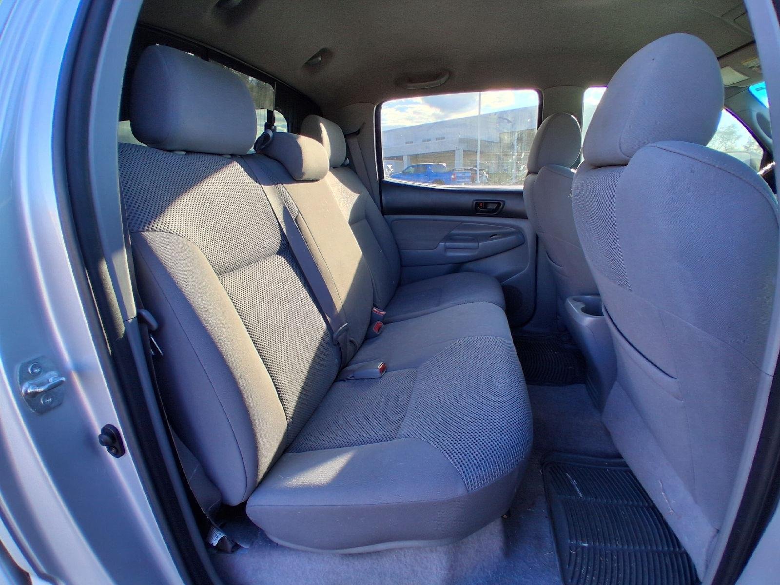 Used 2006 Silver Streak Mica Toyota Base image 19
