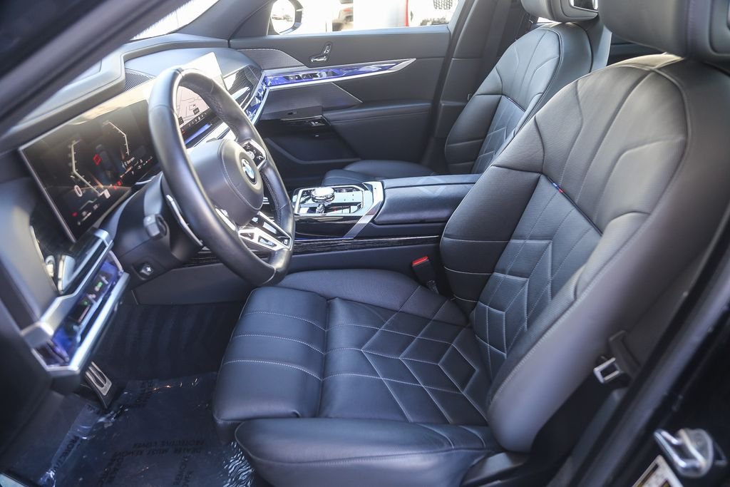 2024 BMW 7 Series 760i - Photo 14