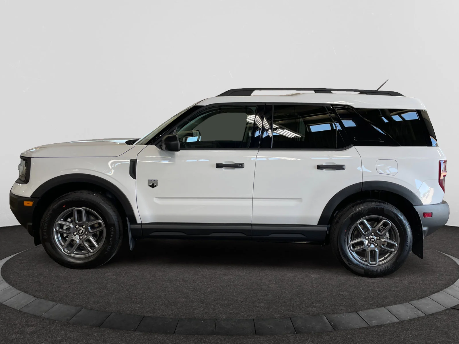New 2026 Oxford White Ford Big Bend image 2