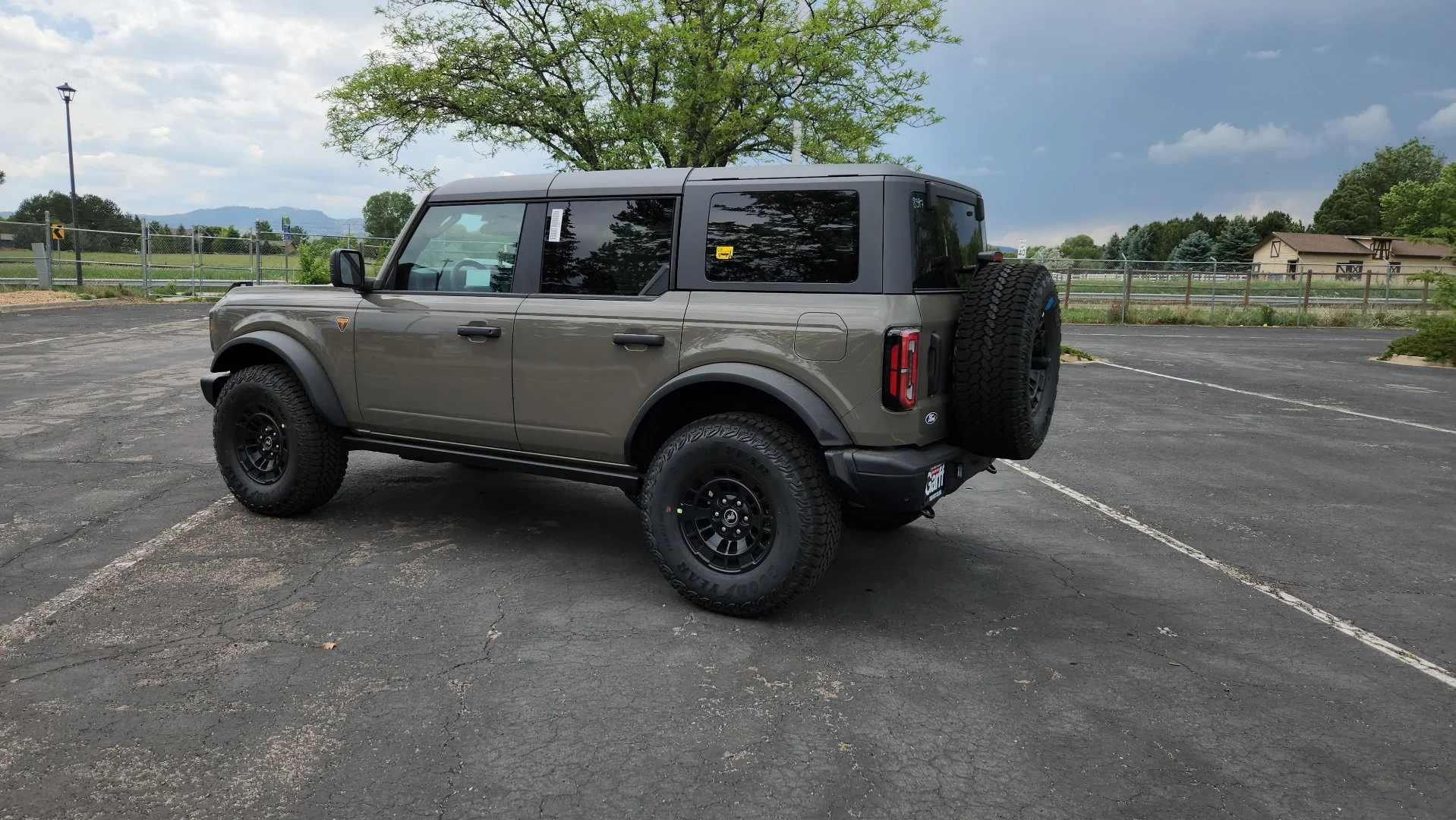 New 2026 Marsh Gray Ford Badlands image 8
