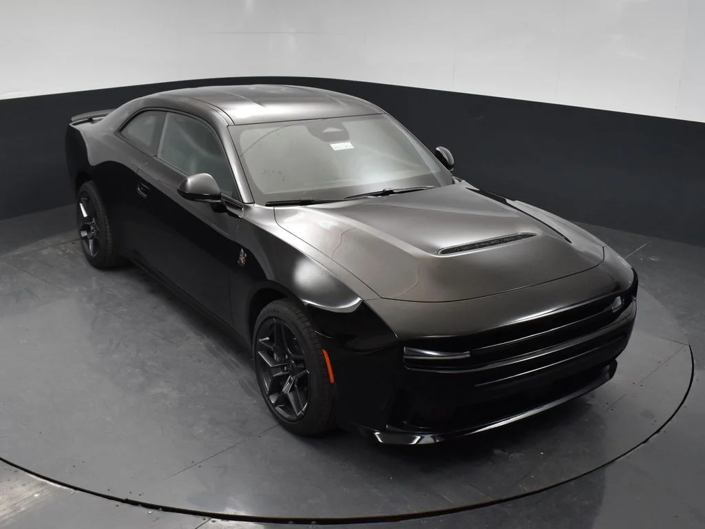 New 2026 Diamond Black Crystal Pearlcoat Dodge Scat Pack image 32
