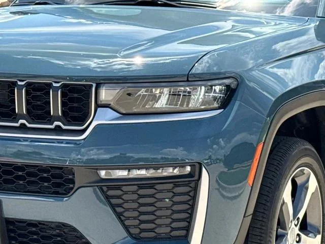 New 2026 Steel Blue Exterior Paint Jeep Limited image 5