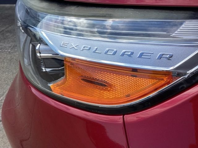 Used 2020 Red Metallic Ford XLT image 4