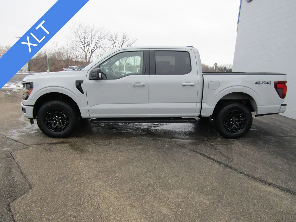 New 2026 Avalanche Ford XLT image 2